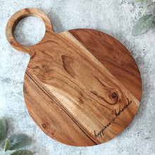 Load image into Gallery viewer, Round Cutting Board with Handle
